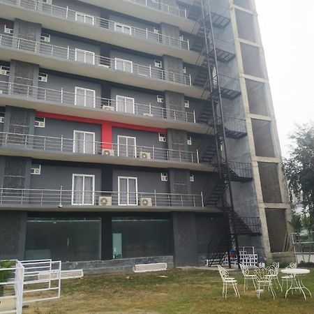 Hotel Aarkay Palace Badarpur 外观 照片