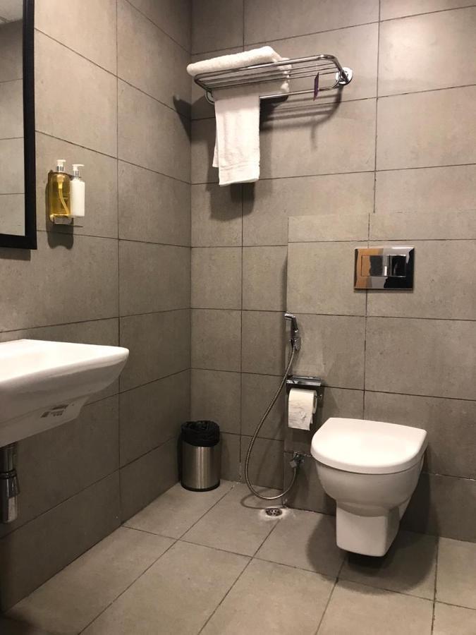 Hotel Aarkay Palace Badarpur 外观 照片