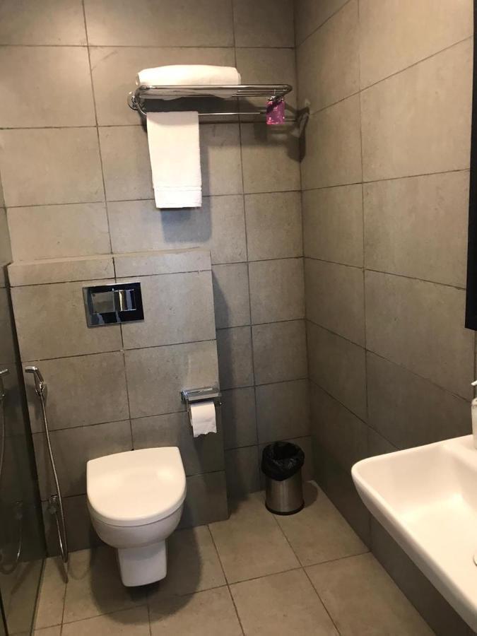 Hotel Aarkay Palace Badarpur 外观 照片